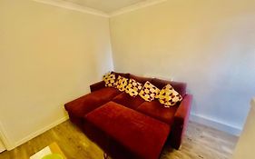 3 Bed Sky Apartment Se15 Peckham